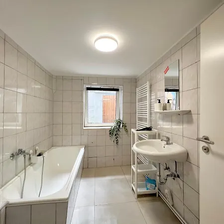 Jungle Retreat Im Zentrum Apartment *