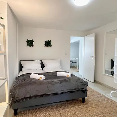 아파트 Jungle Retreat Im Zentrum