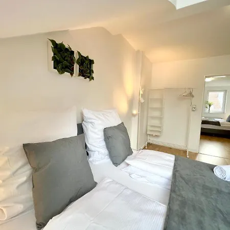 Jungle Retreat Im Zentrum Бремен