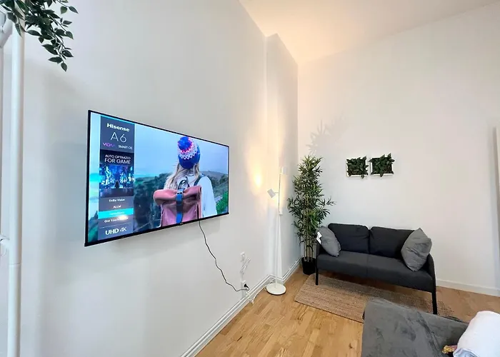 Jungle Retreat Im Zentrum 아파트 *