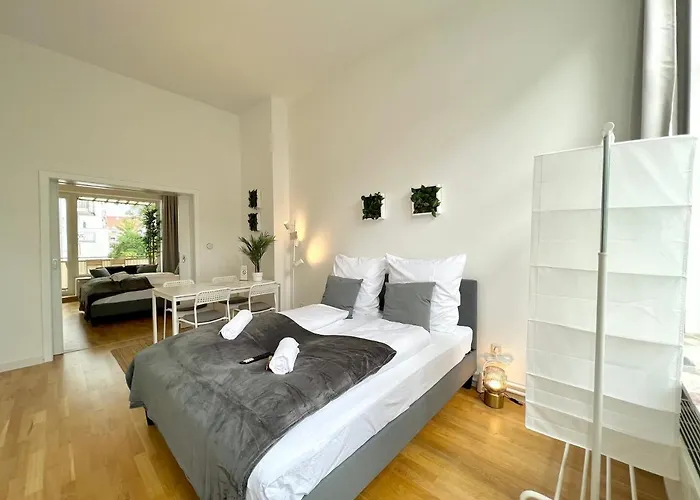 Jungle Retreat Im Zentrum 아파트 *