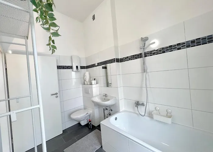 Jungle Retreat Im Zentrum 아파트 *